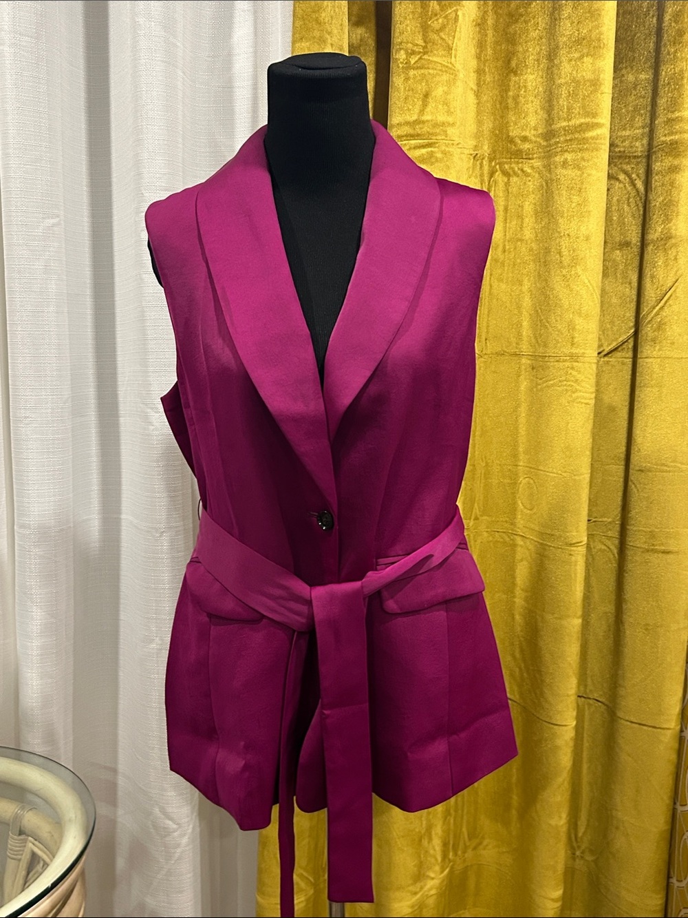 Banana Republic -Sleeveless Magenta Blazer Vest with Tie Belt